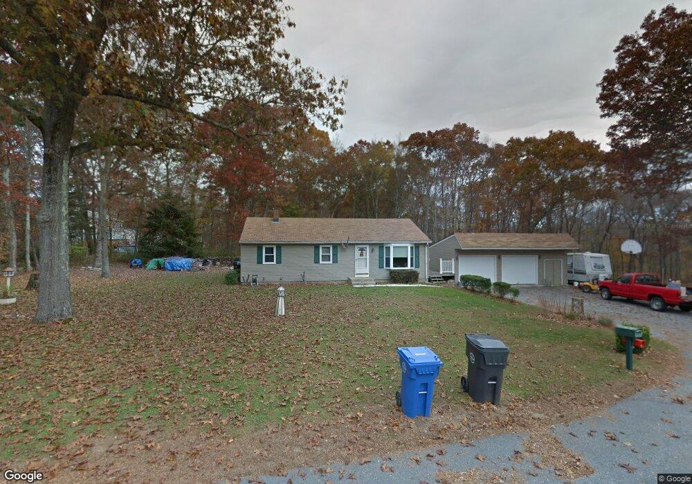 13 Hanson Rd, Plainfield, CT 06374 - photo 1