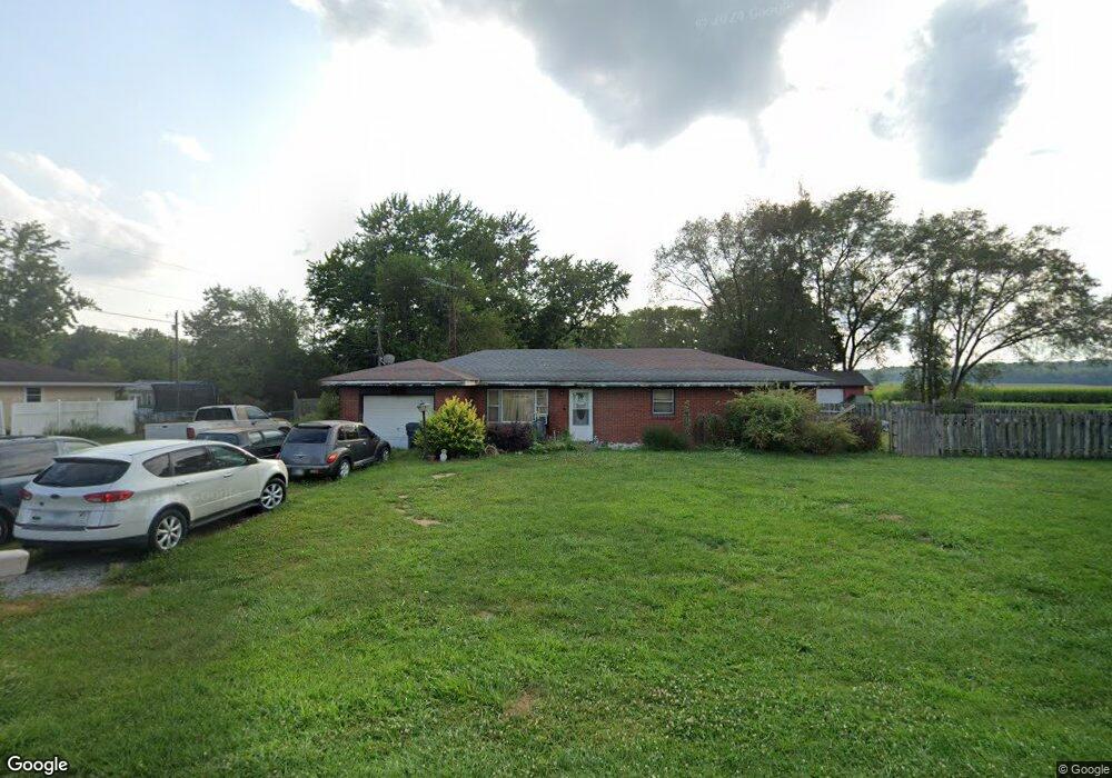 14272 S San Vincente Dr, Columbus, IN 47201 - photo 1