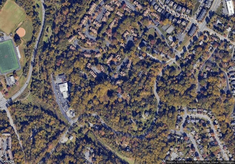 585 Southampton Ct, Charlottesville, VA 22901 - photo 1