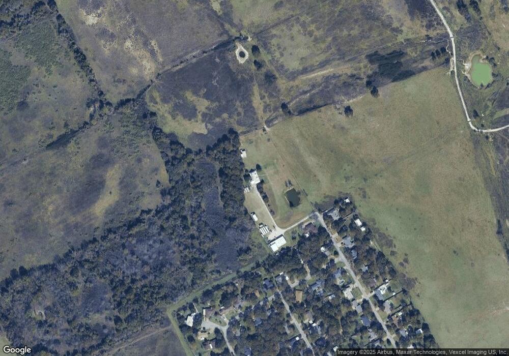 2500 Oaks Dr, Granbury, TX 76049 - photo 1