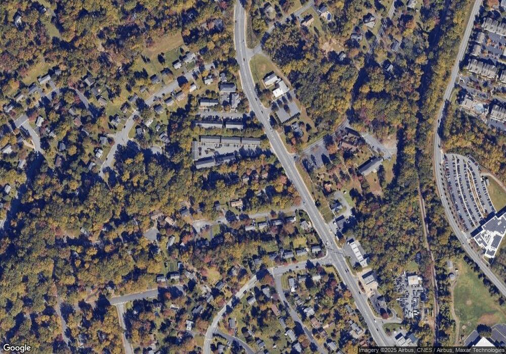 1170 Pine Haven Ct, Charlottesville, VA 22901 - photo 1