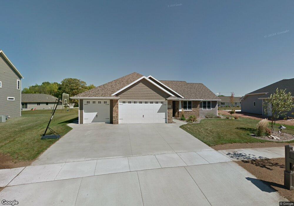 1129 Bobby Ct, Appleton, WI 54915 - photo 1