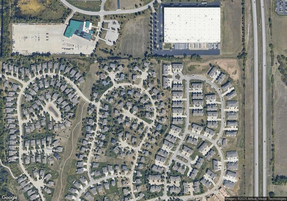 8728 Dunraven St, Lenexa, KS 66227 - photo 1