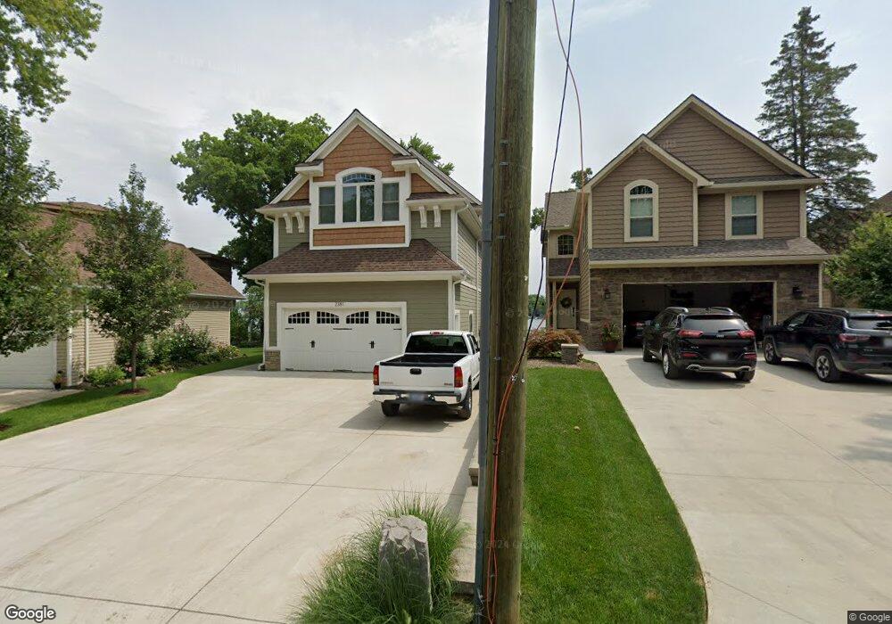 2381 Circle Dr, West Bloomfield, MI 48324 - photo 1