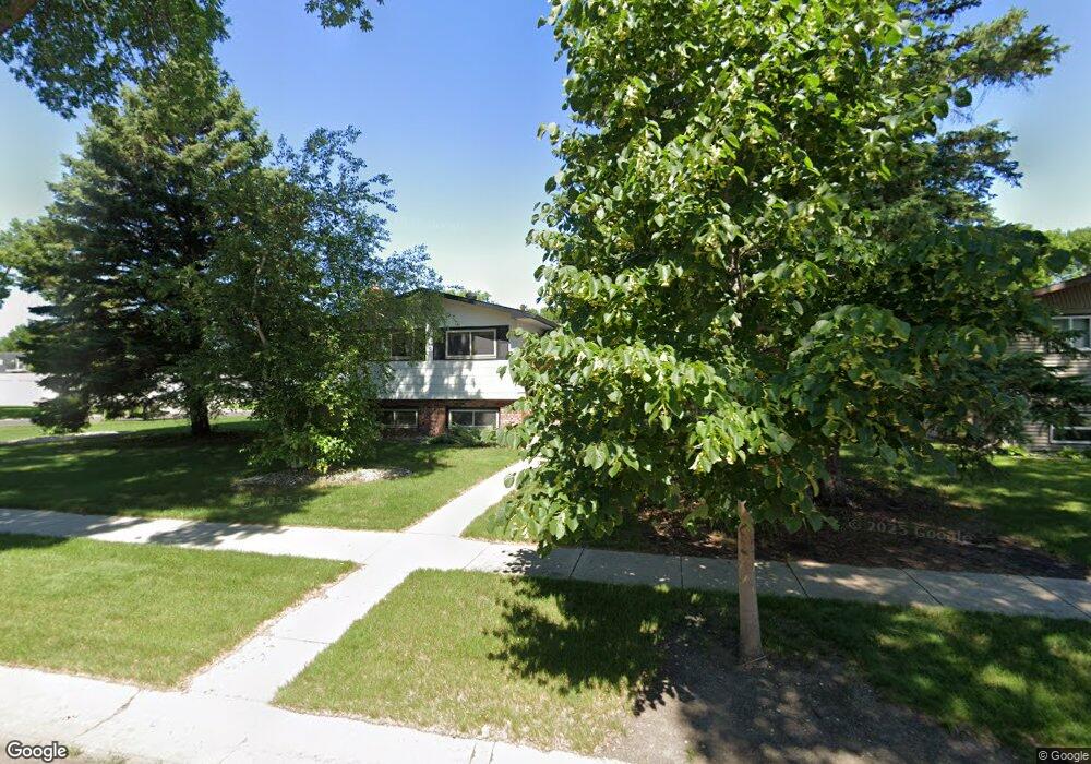 245 30th Ave N, Fargo, ND 58102 - photo 1