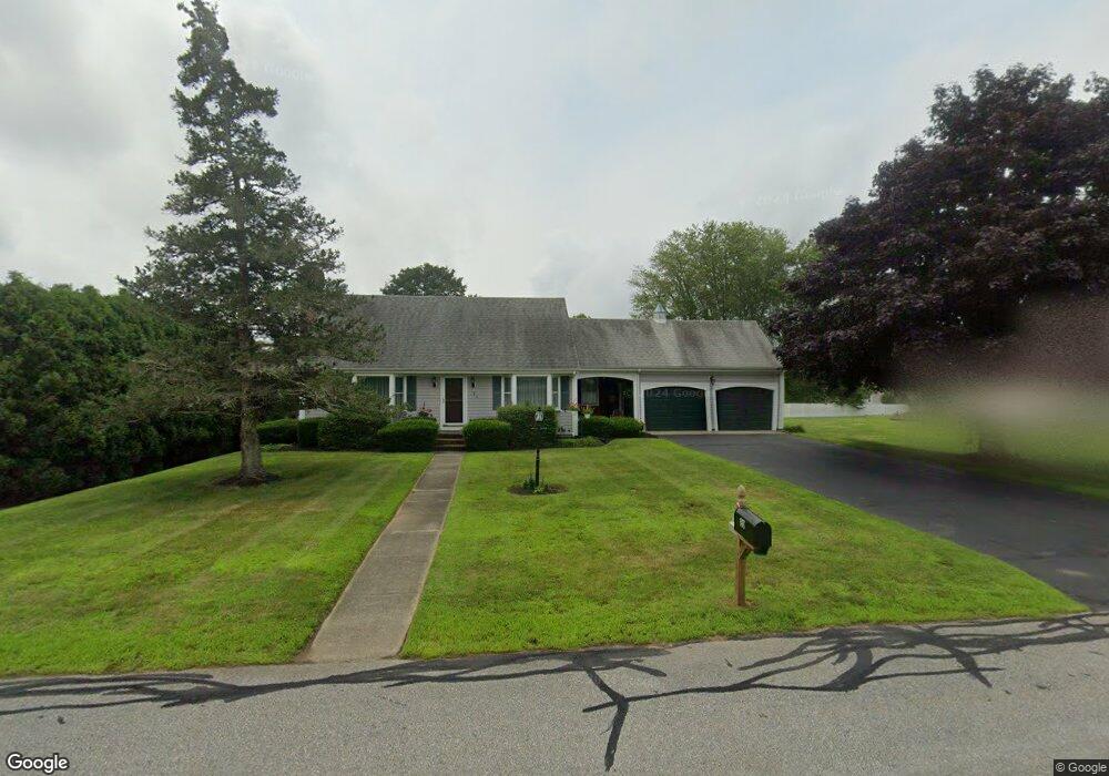 20 Beechwood Dr, South Dartmouth, MA 02748 - photo 1