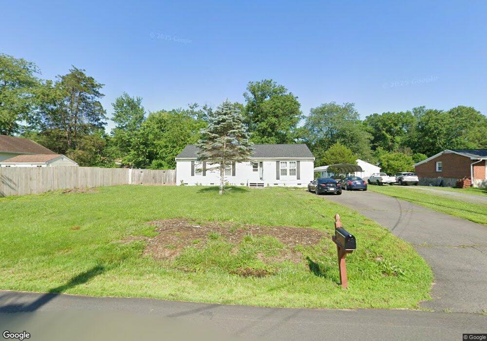 7718 Pine St, Manassas, VA 20111 - photo 1