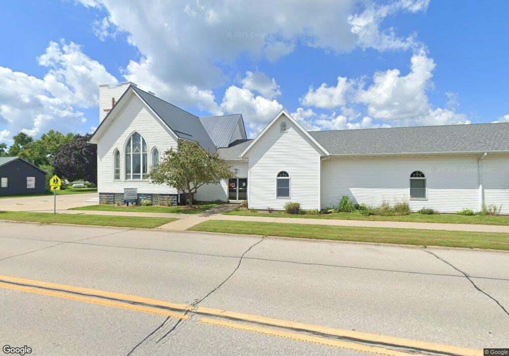 209 S Main St, Laurel, IA 50141 - photo 1