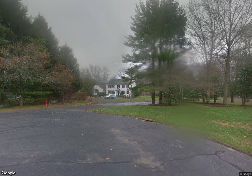 218 Middle Ridge Rd, New Canaan, CT 06840 - photo 1