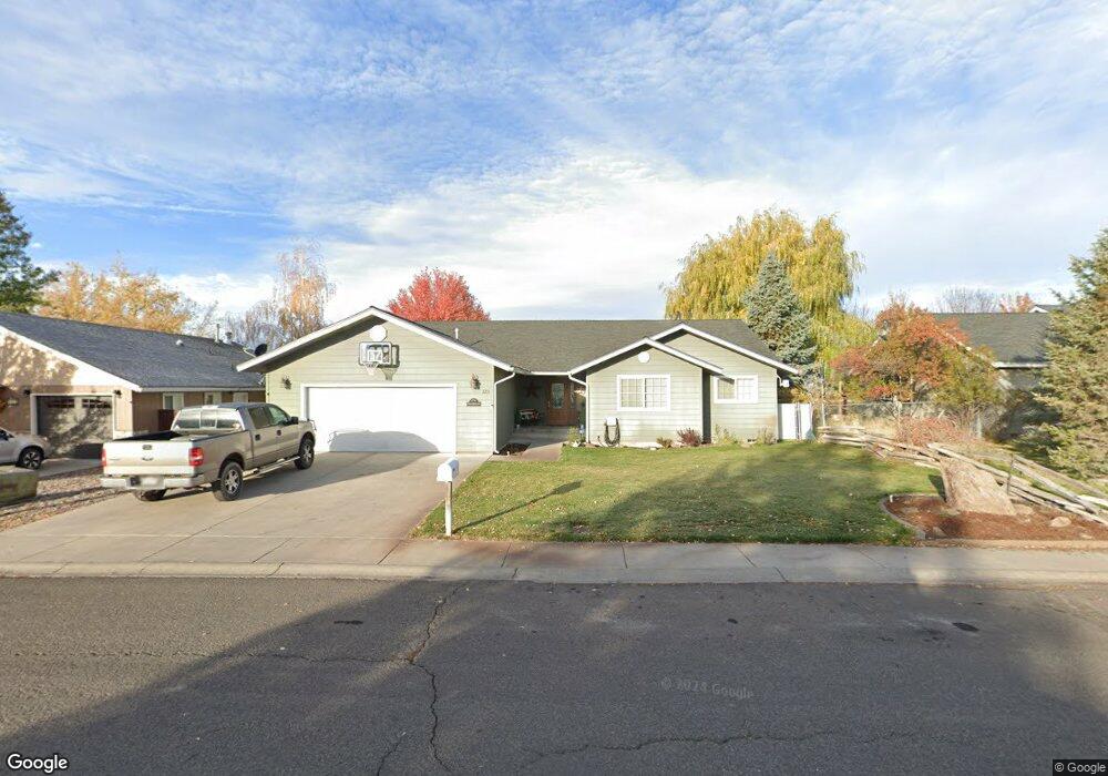 123 Birch St, Lakeview, OR 97630 - photo 1