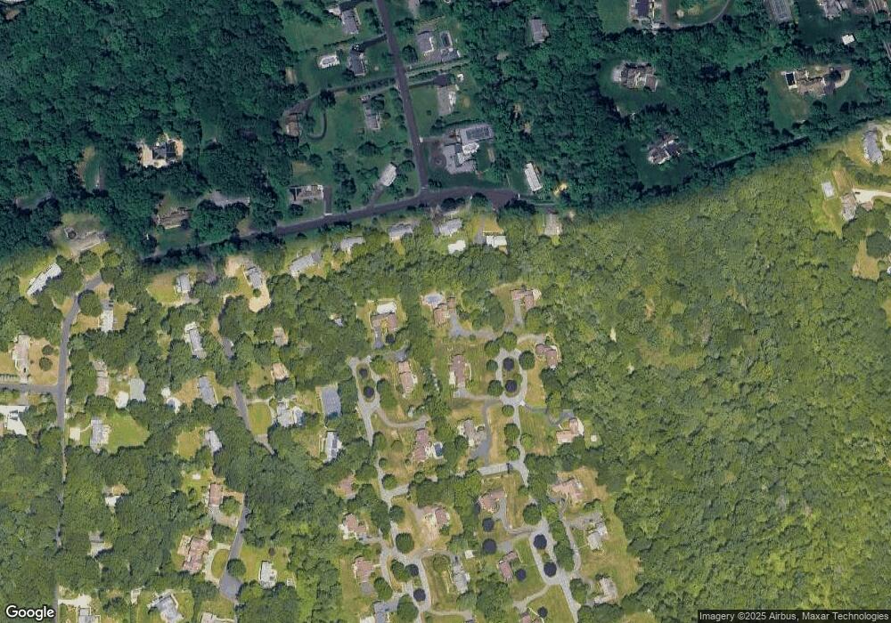 100 Davenport Farm Ln E, Stamford, CT 06903 - photo 1