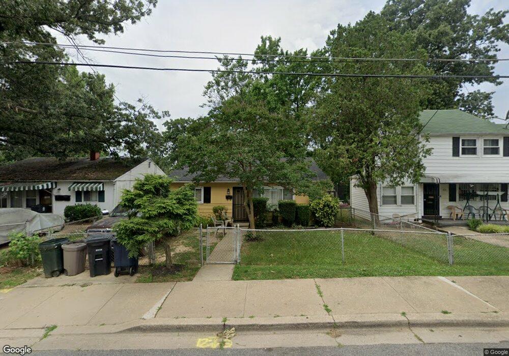 604 Hedgeleaf Ave, Capitol Heights, MD 20743 - photo 1