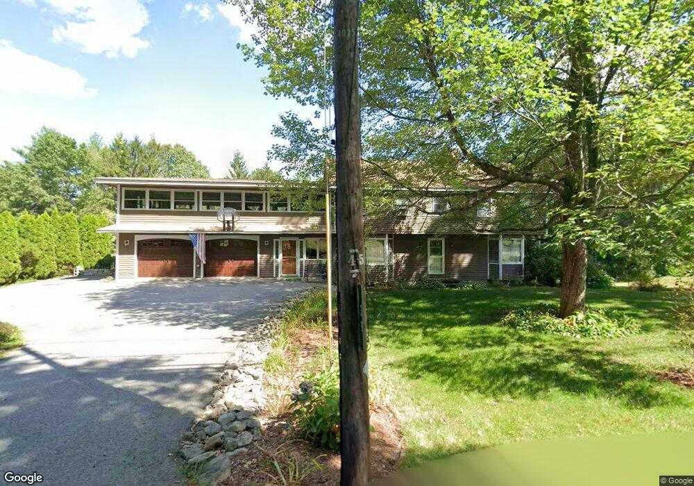 39 Cross St, Dunstable, MA 01827 - photo 1