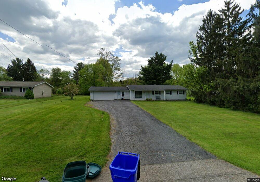 543 Robinhood Dr, Aurora, OH 44202 - photo 1