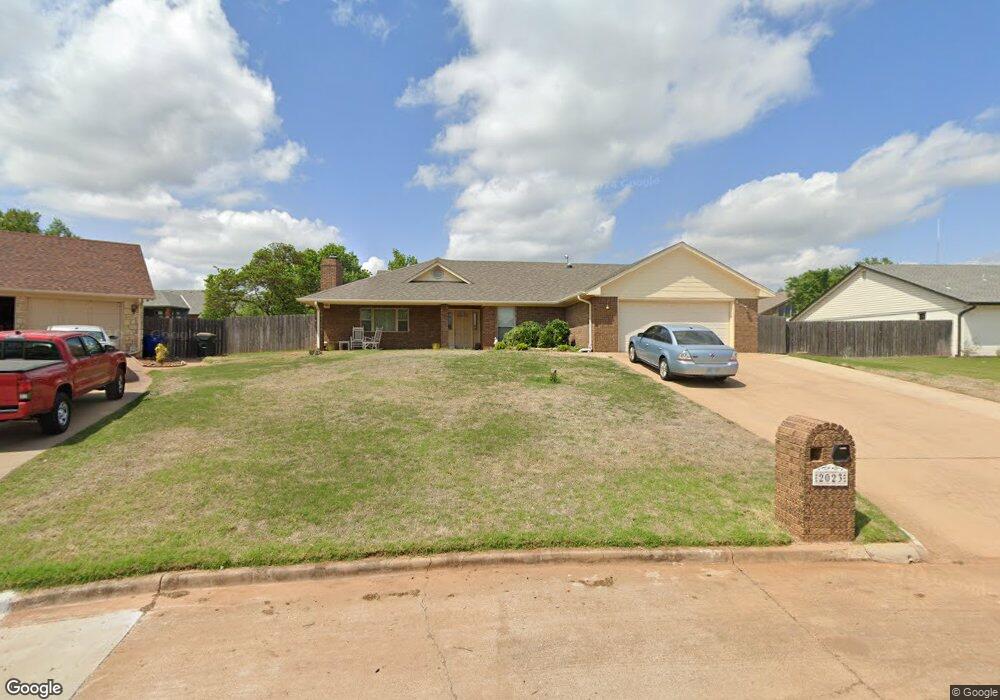 2023 Crestmont Dr, Duncan, OK 73533 - photo 1