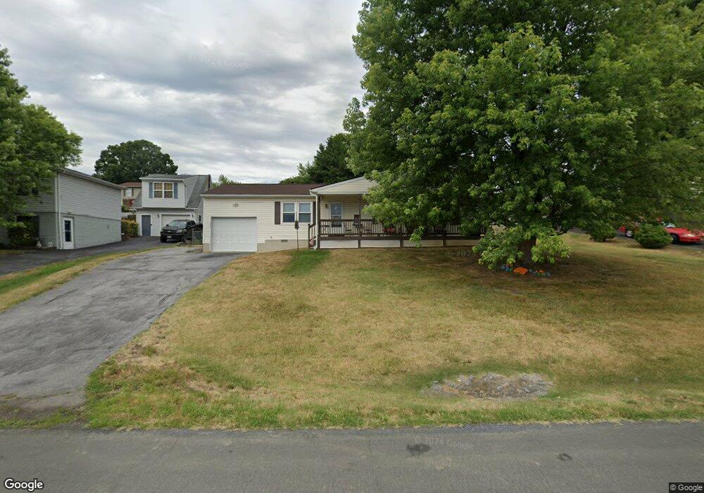 241 Little Sorrel Dr, Strasburg, VA 22657 - photo 1