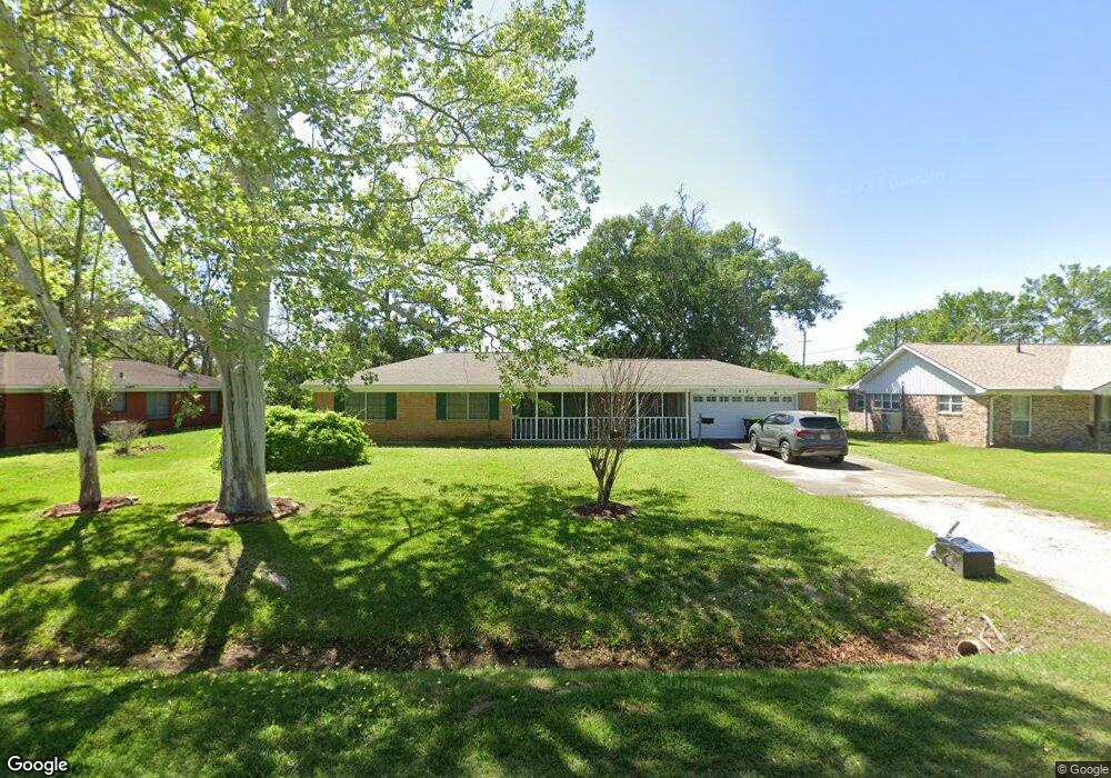 614 8th St, Bay City, TX 77414 - photo 1