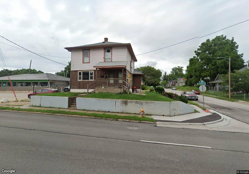 1224 E Locust St, Davenport, IA 52803 - photo 1