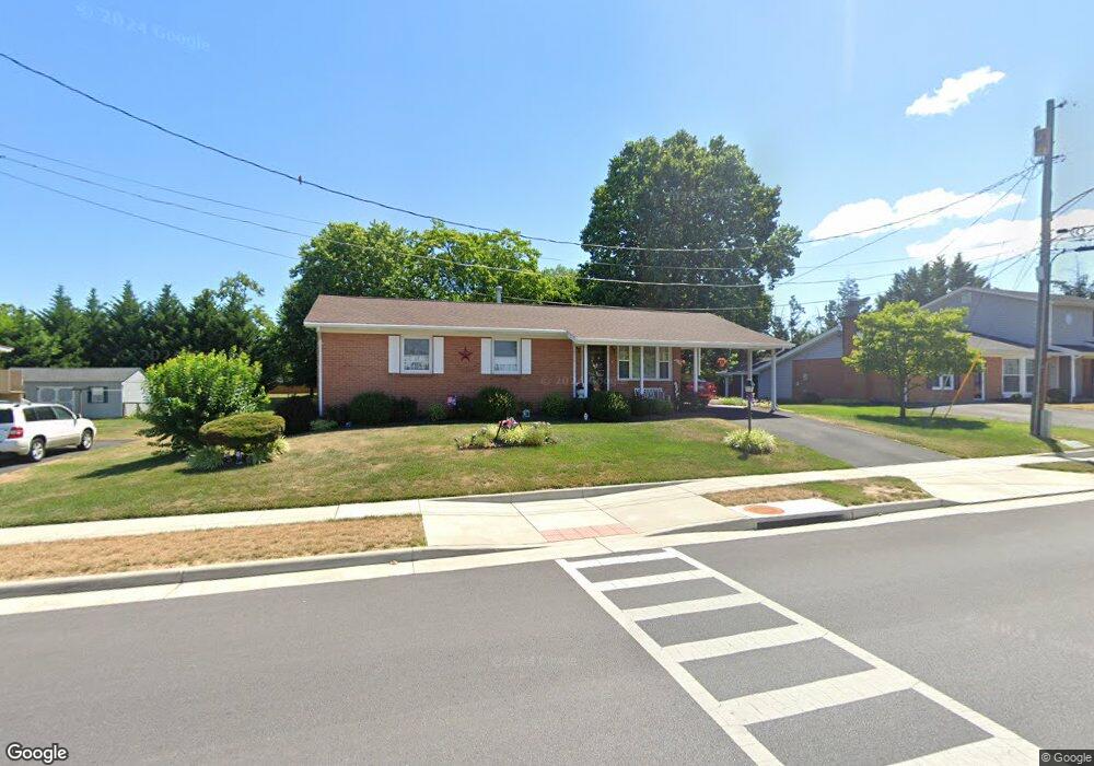 216 W Cedarmeade Ave, Winchester, VA 22601 - photo 1