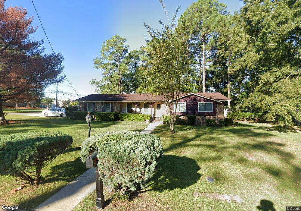 401 Daniel Cir, Dothan, AL 36301 - photo 1