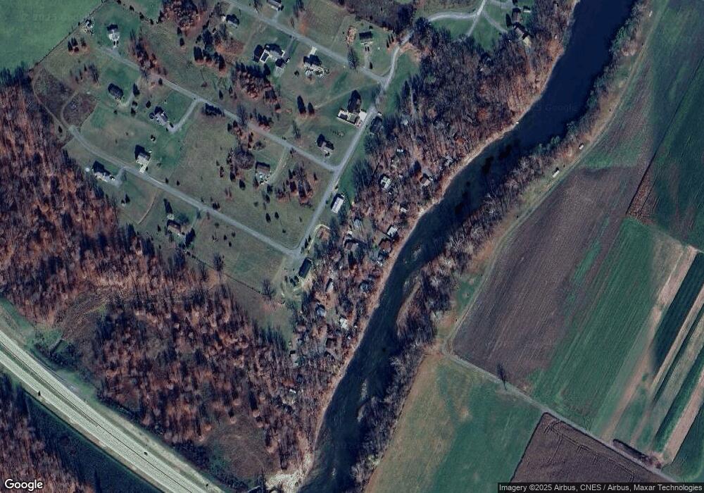 194 Cecil Meneffee Dr, Moorefield, WV 26836 - photo 1