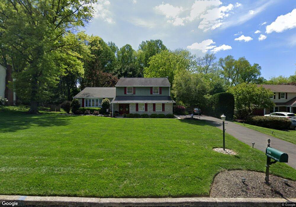 230 Watergate Dr, Feasterville Trevose, PA 19053 - photo 1