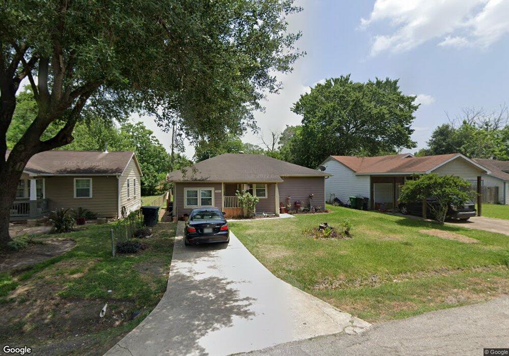 7021 Saint Augustine St, Houston, TX 77021 - photo 1