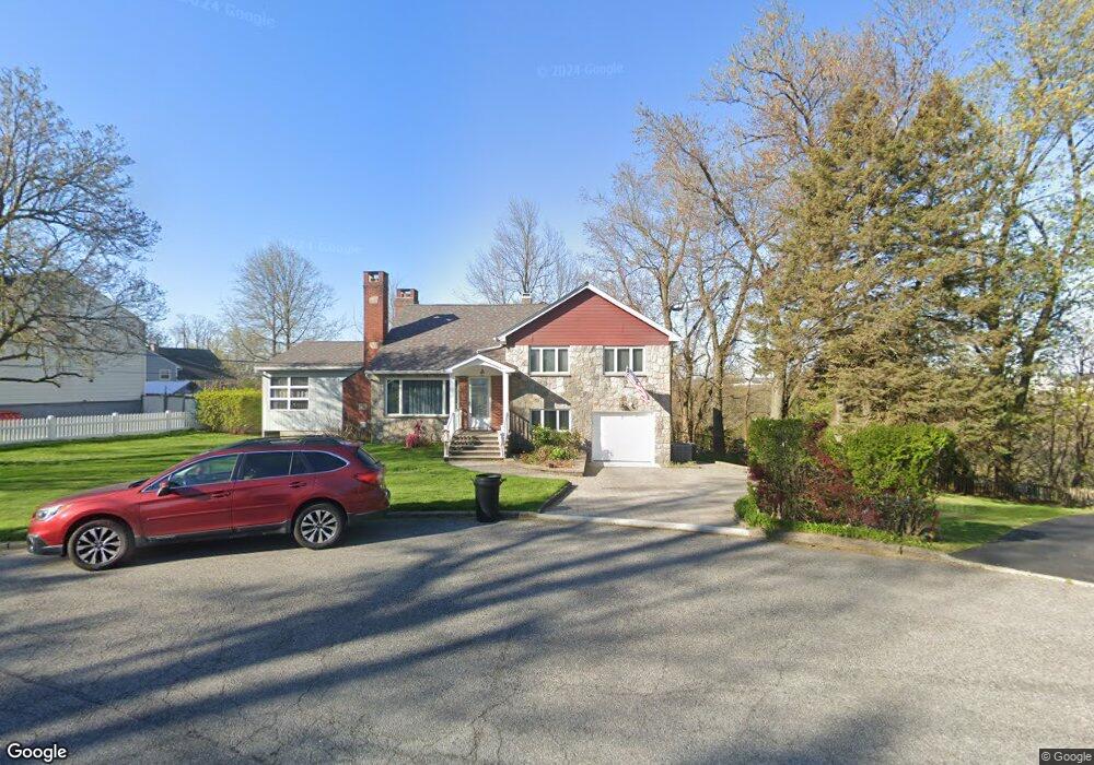 7 Donald Ct, Yonkers, NY 10710 - photo 1