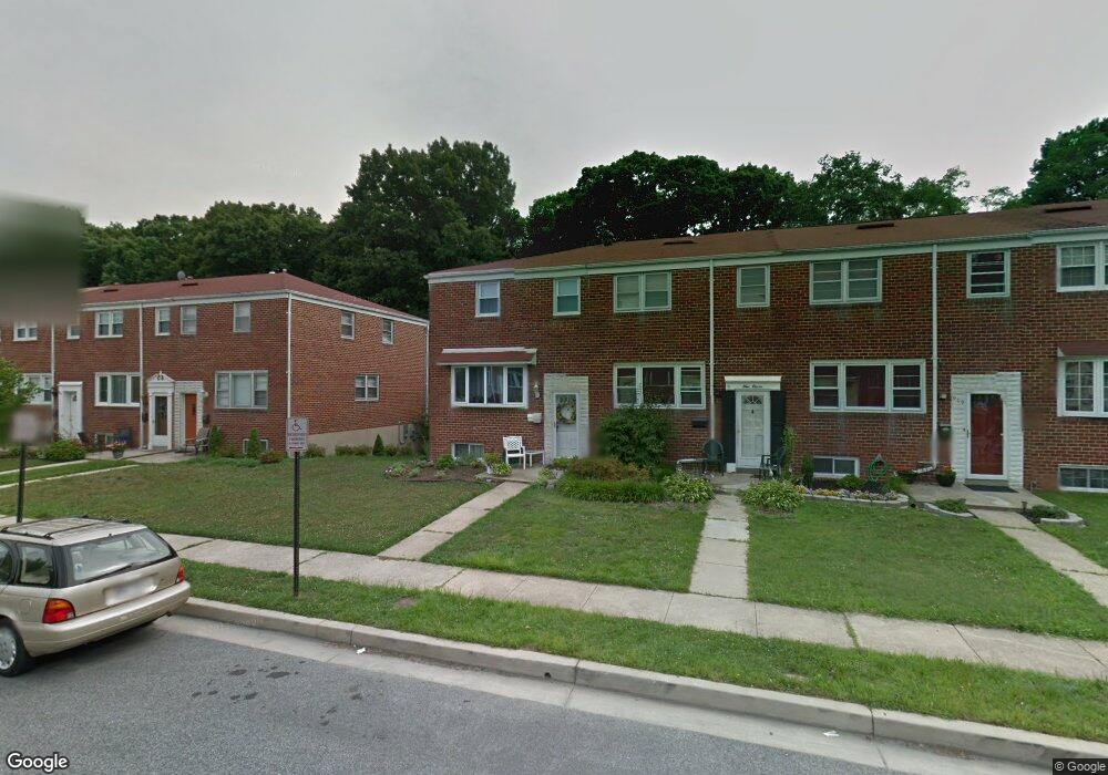 913 Circle Dr, Halethorpe, MD 21227 - photo 1