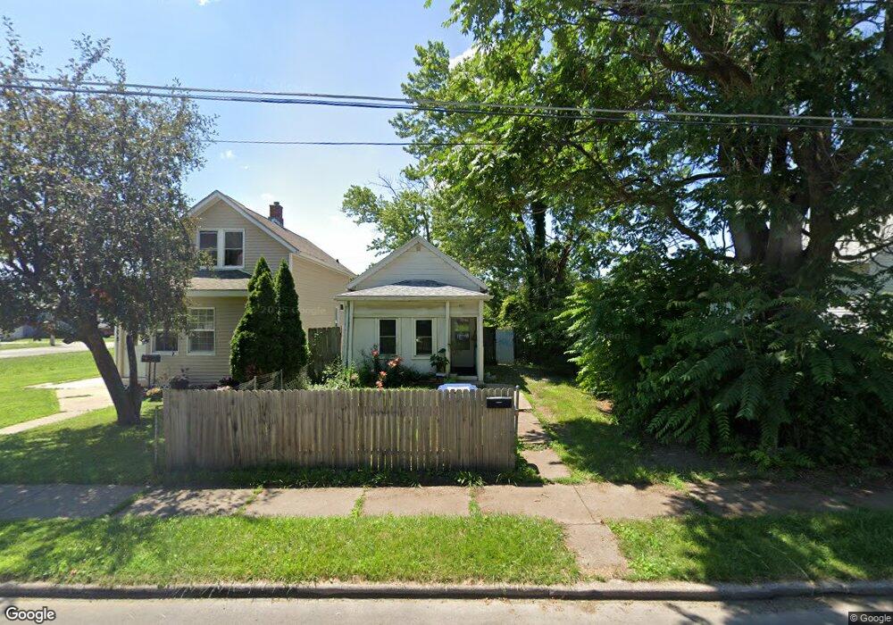 1607 W 2nd St, Davenport, IA 52802 - photo 1