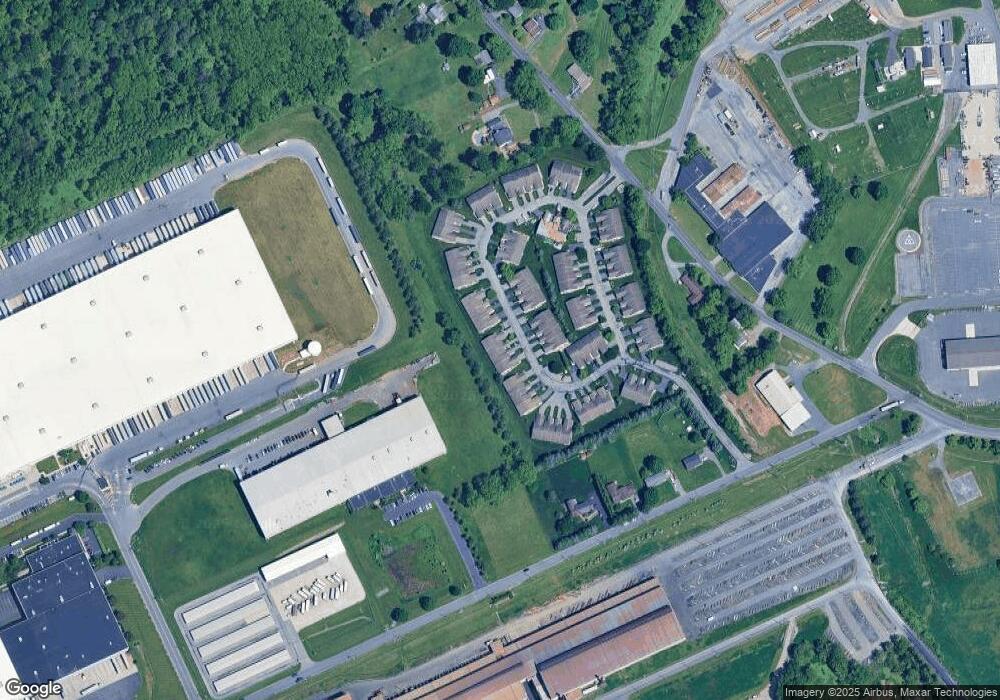 38 Turning Leaf Way unit 19, Reading, PA 19605 - photo 1