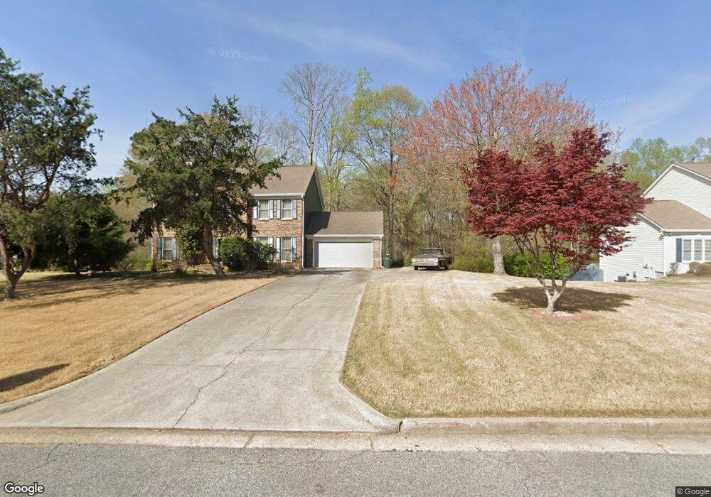 8467 Waverly Dr, Jonesboro, GA 30236 - photo 1