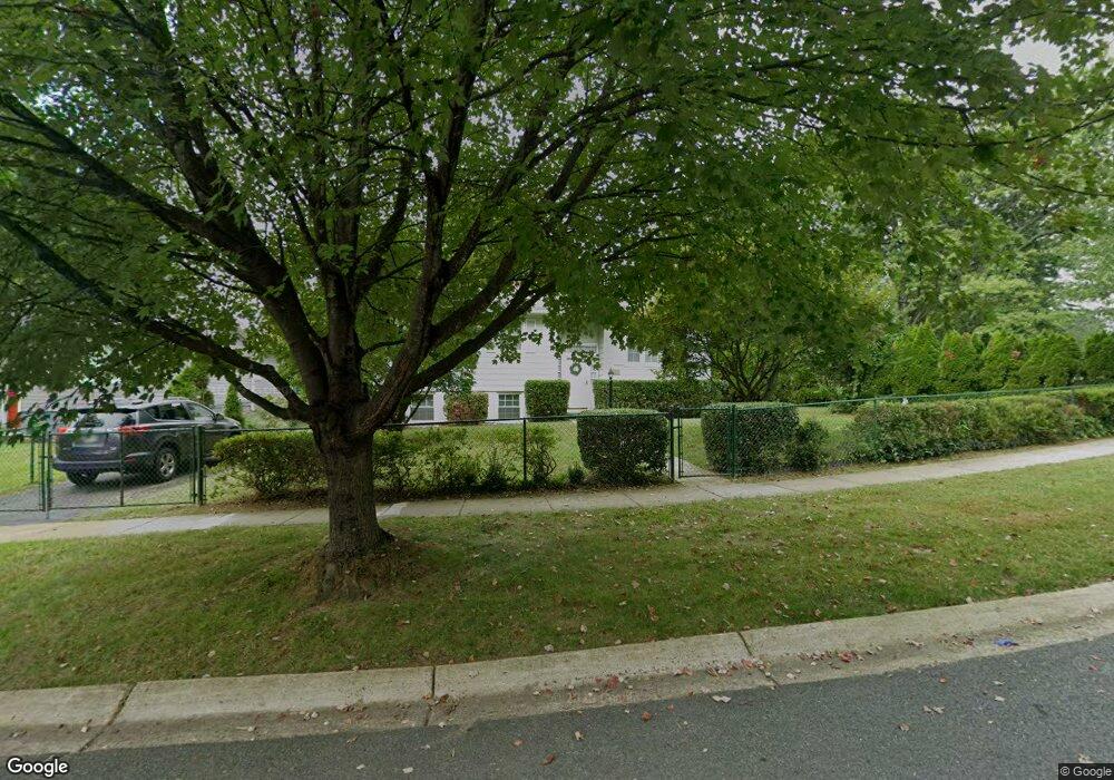 13528 Turkey Branch Pkwy, Rockville, MD 20853 - photo 1