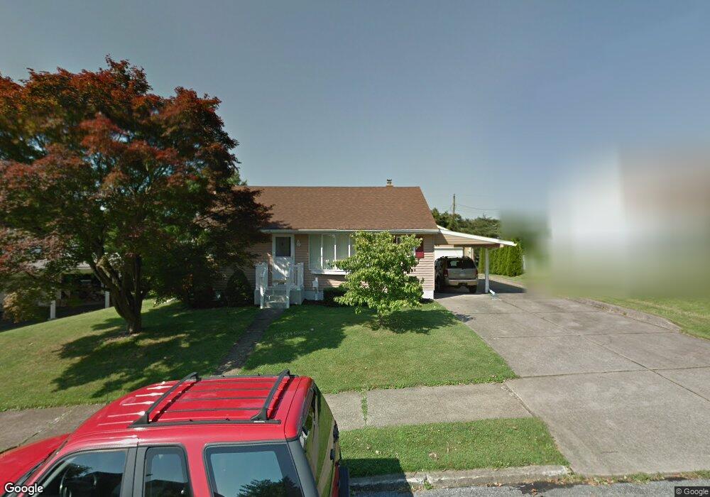 1509 Eastwood Dr, Bethlehem, PA 18018 - photo 1