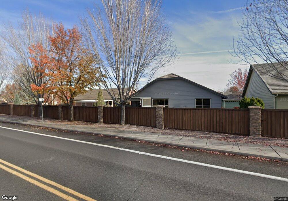 1805 NW Cliff Side Way, Redmond, OR 97756 - photo 1