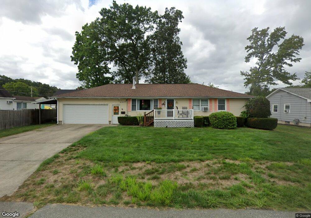 92 Lombard St, Chicopee, MA 01020 - photo 1