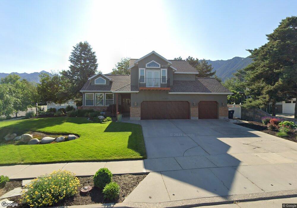11265 Wyngate Ln, Sandy, UT 84092 - photo 1