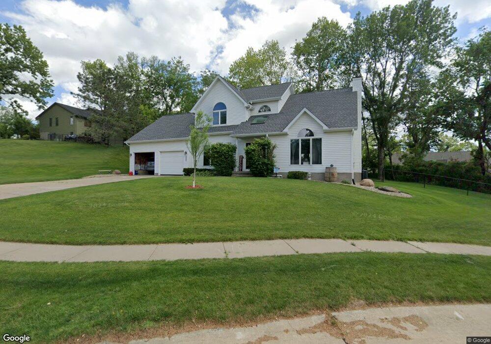 3495 Plum Grove Ct NE, Cedar Rapids, IA 52402 - photo 1