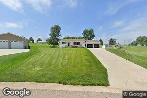 101 8th St, Laurel, NE 68745