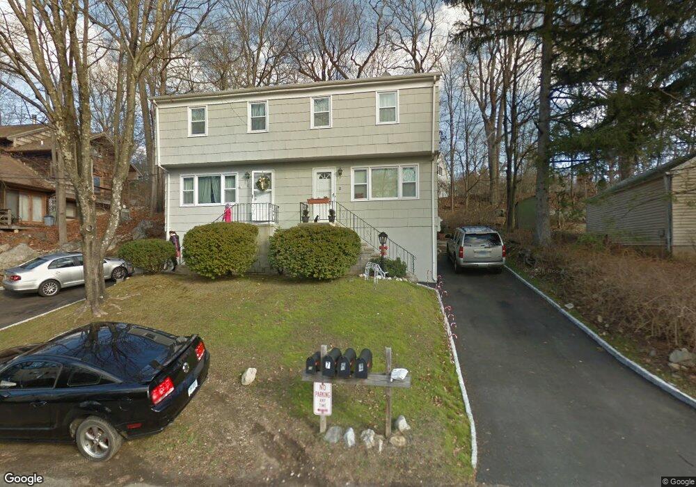 7 River St, New Canaan, CT 06840 - photo 1