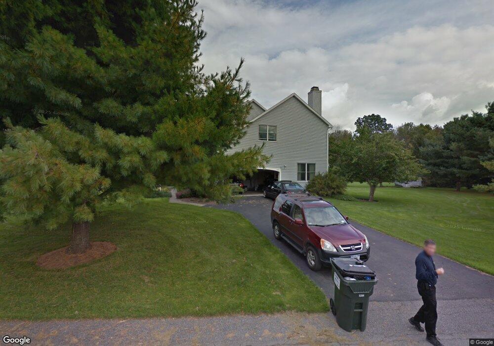 136 Kennewyck Cir, Slingerlands, NY 12159 - photo 1