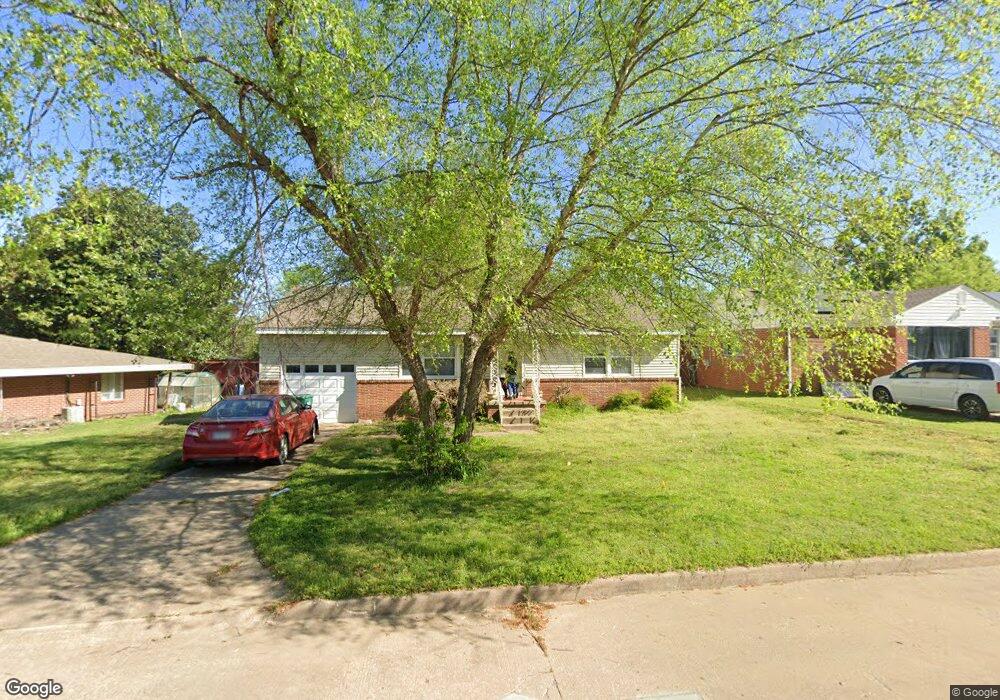 929 Henshaw Ave, Sapulpa, OK 74066 - photo 1