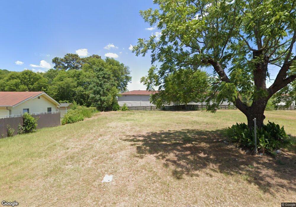 504 Arkansas St, Longview, TX 75601 - photo 1