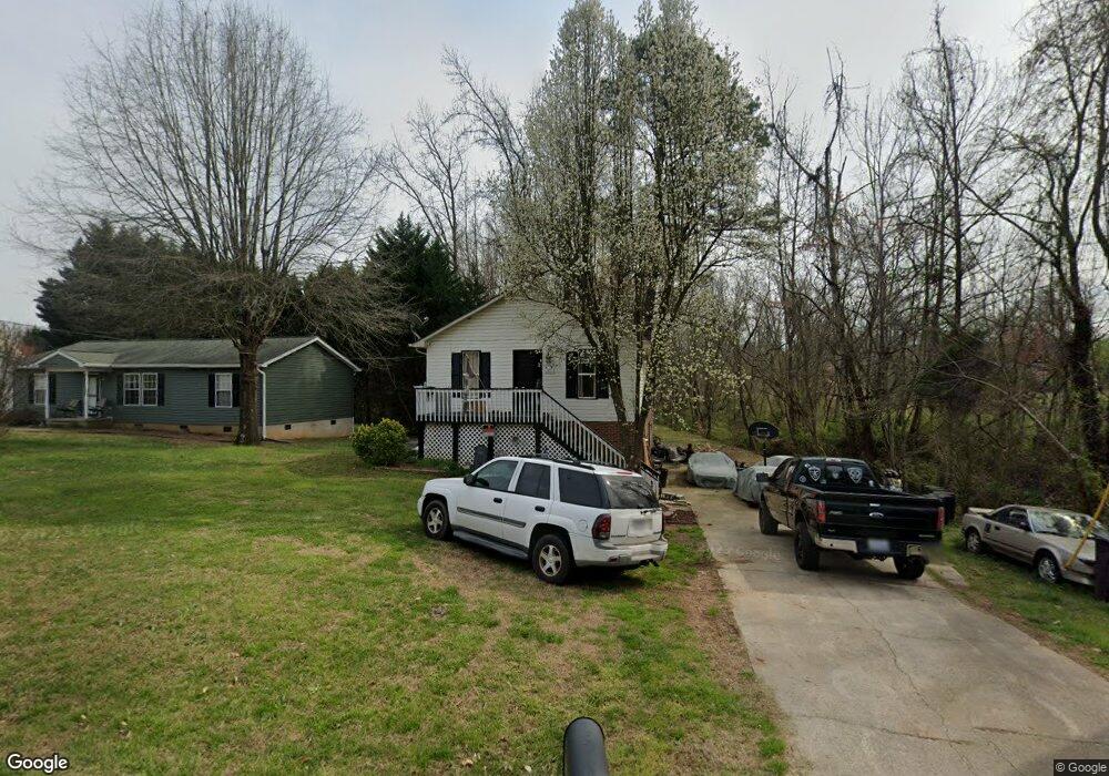 304 Millsaps Rd, Statesville, NC 28625 - photo 1