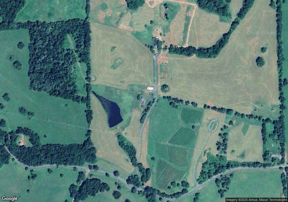 17 Springwish Ln, Flint Hill, VA 22627 - photo 1