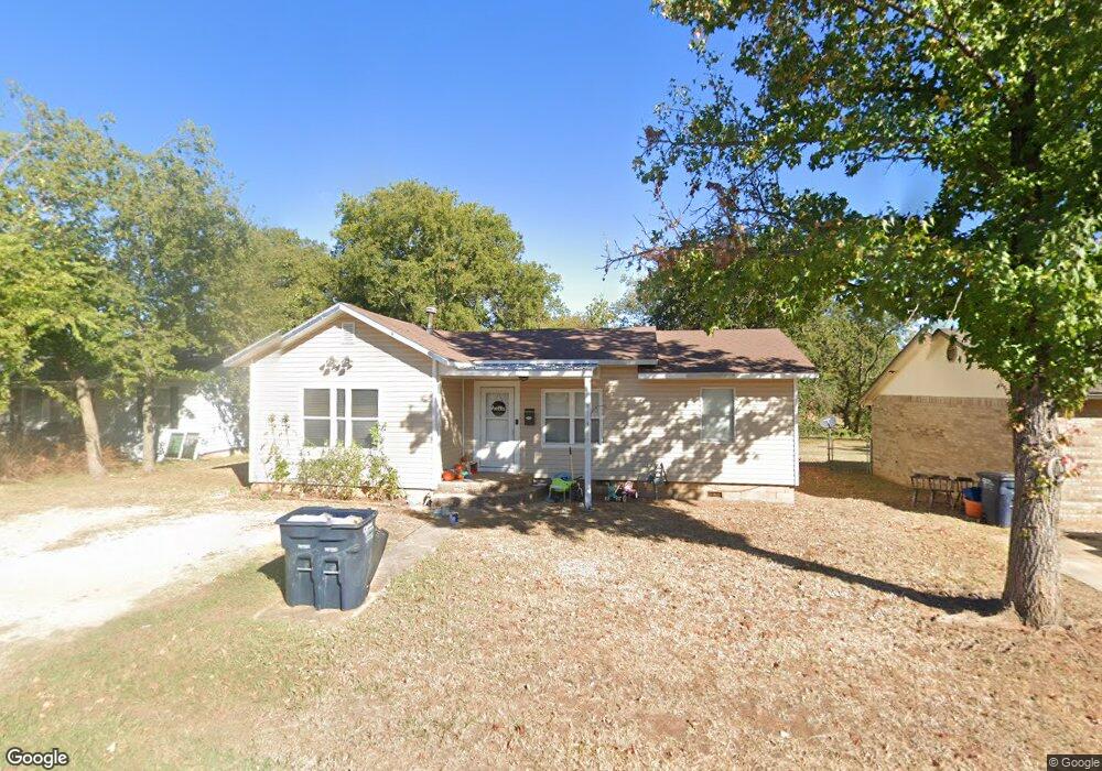 114 E Franklin St, Shawnee, OK 74804 - photo 1