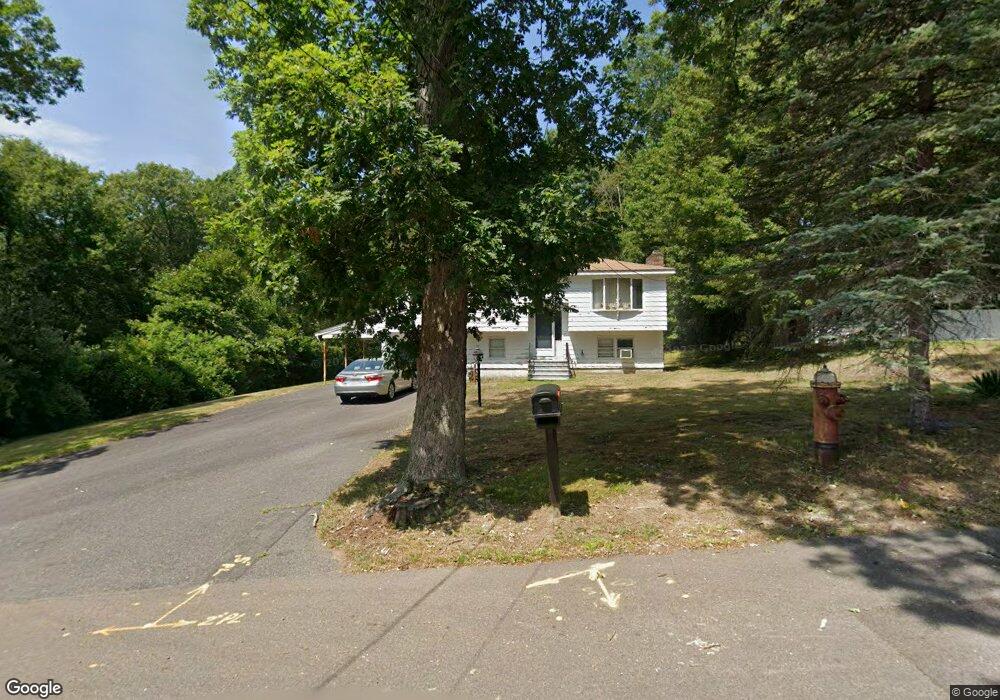 79 Sunset Dr, Taunton, MA 02780 - photo 1