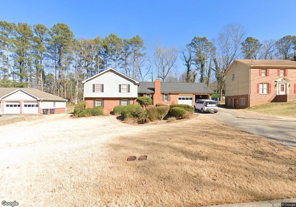 2242 Westridge Dr, Snellville, GA 30078 - photo 1