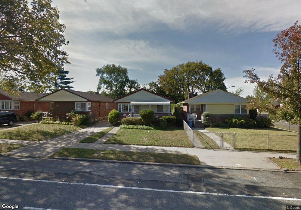 23120 121st Ave, Cambria Heights, NY 11411 - photo 1