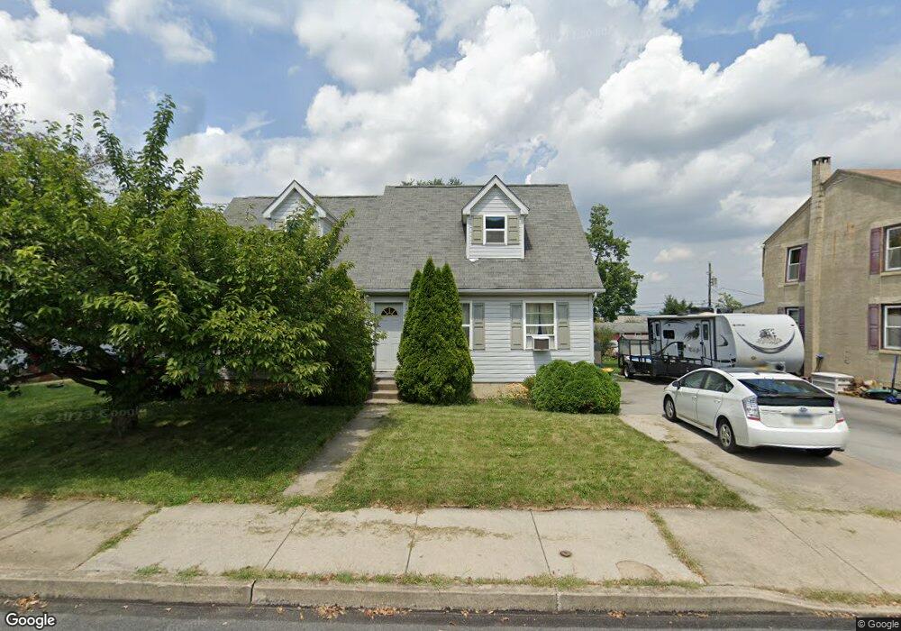 47 W 3rd St, Alburtis, PA 18011 - photo 1